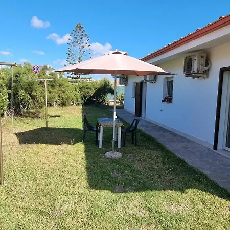 Red Melons Konukevi Portoscuso