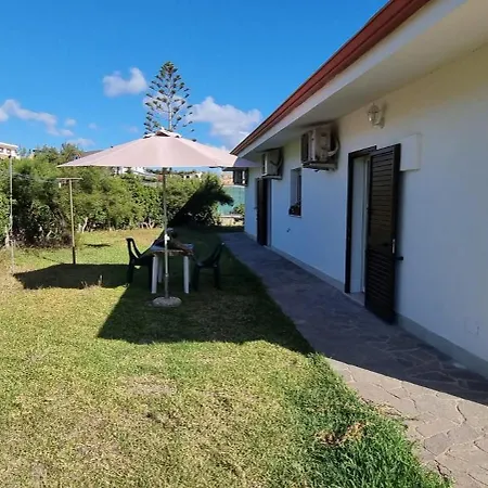 Red Melons ゲストハウス 3*